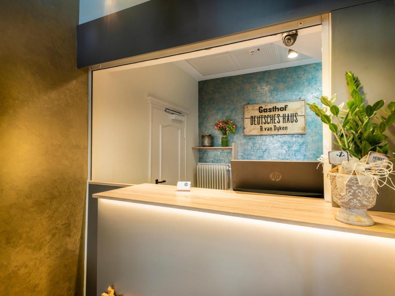 Hotel Dh -Deutsches Haus- Эмден Экстерьер фото