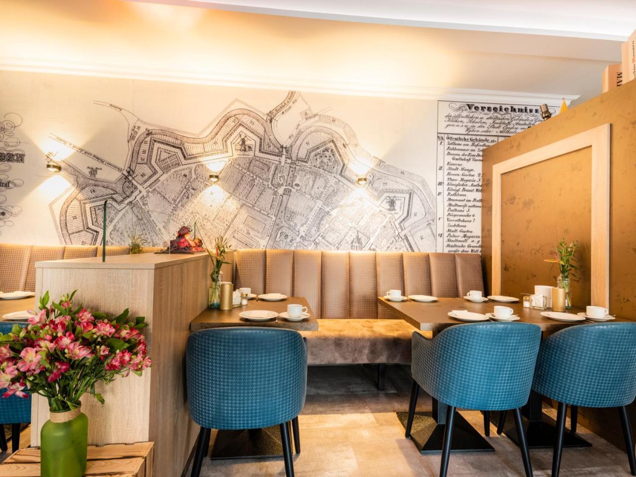 Hotel Dh -Deutsches Haus- Эмден Экстерьер фото